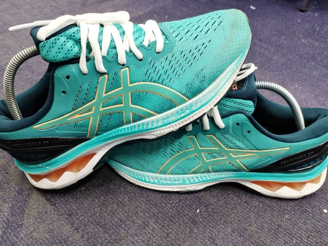 Asics Gel Kayano 27 7UK 41.5eur 26cm