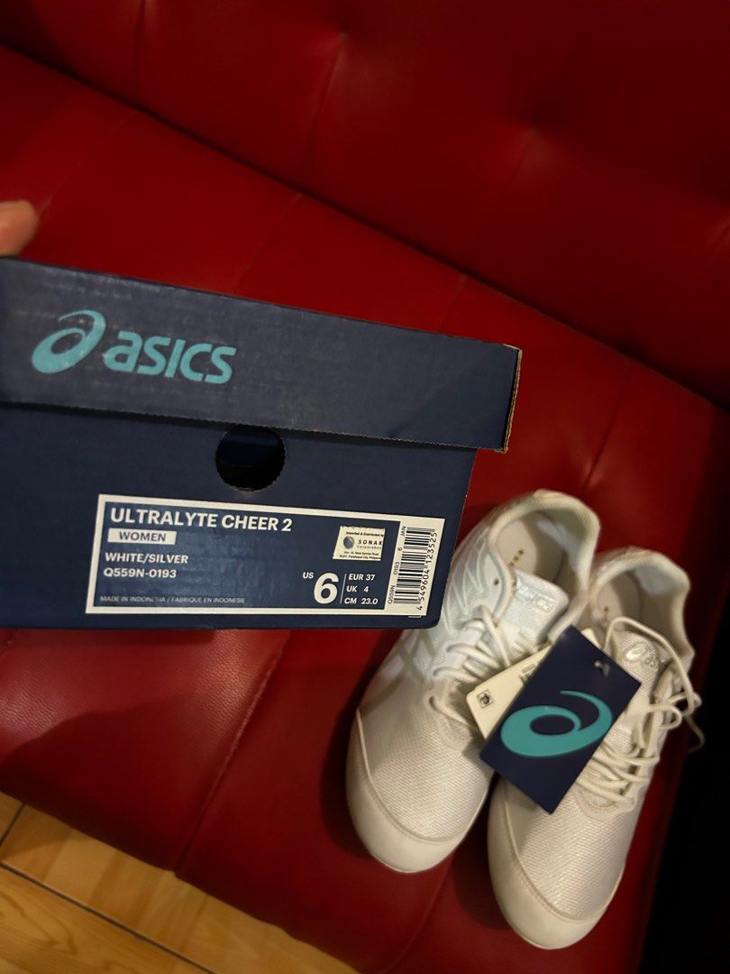 Asics ultralyte cheer 2 best sale