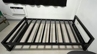 Heavy Duty Bed Frame Solid Metal 48x75x10