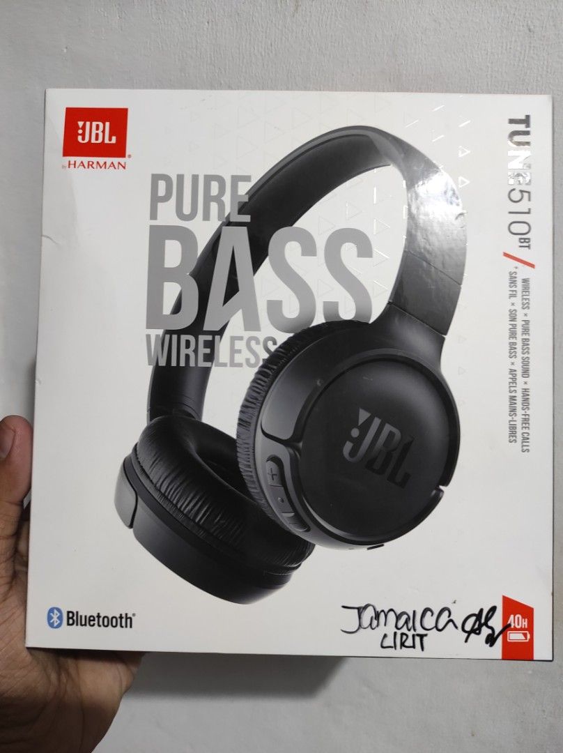 brand new JBL TUNE510BT (Category: Headphones & Headsets) located in Pasig City. Submitted by moansterpick_thriftshop (Listing ID 1296957600, Image 1). Description: For sale brand new JBL TUNE510BT rfs: WALANG TIME MAKINIG SA MGA KA SHITTAN! And broke asfck. Never been use inopen lang for checking and pics purposes original price 5k+ for sale 3,500 only.