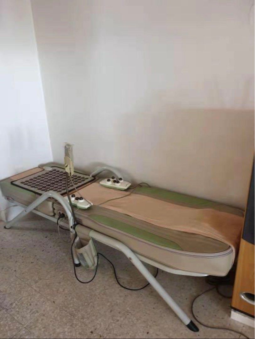 Choyang massage bed, Health & Nutrition, Massage Devices on Carousell