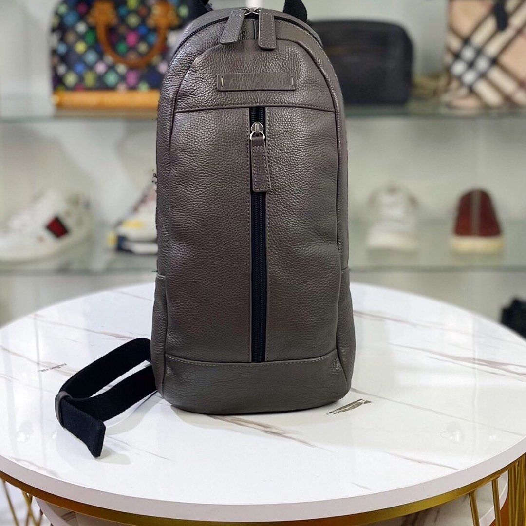 Coach Leather Grey Sling Bag Fesyen Pria Tas Dompet Tas Selempang di Carousell