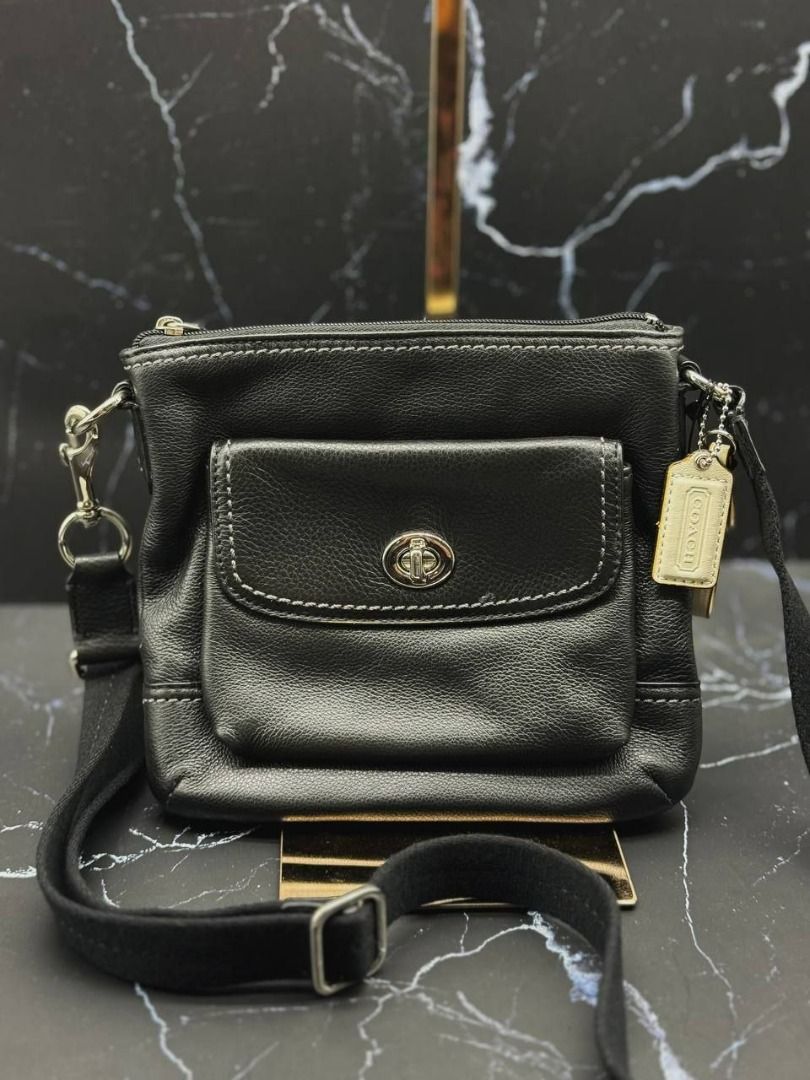 Coach swingpack black Clearance