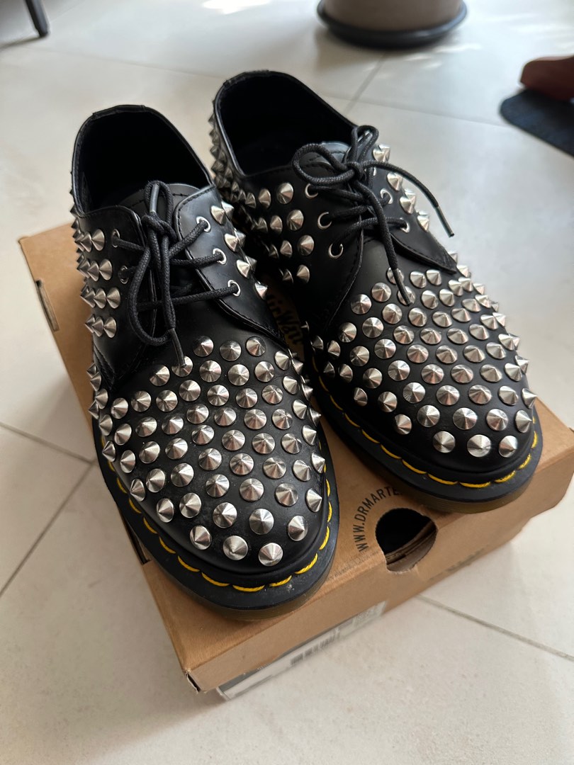 Low martens outlet