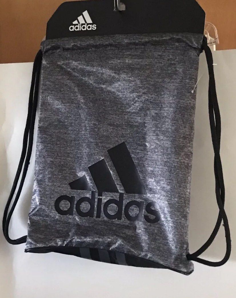 Adidas Drawstring (Category: Backpacks) located in Singapore. Submitted by shersnug (Listing ID 1296914889, Image 2). Description: .
