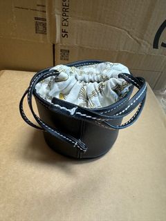 （分類：）位於 。 由 rnrneverdie 提交（商品編號 1296948692，圖片 1）。簡介： 。