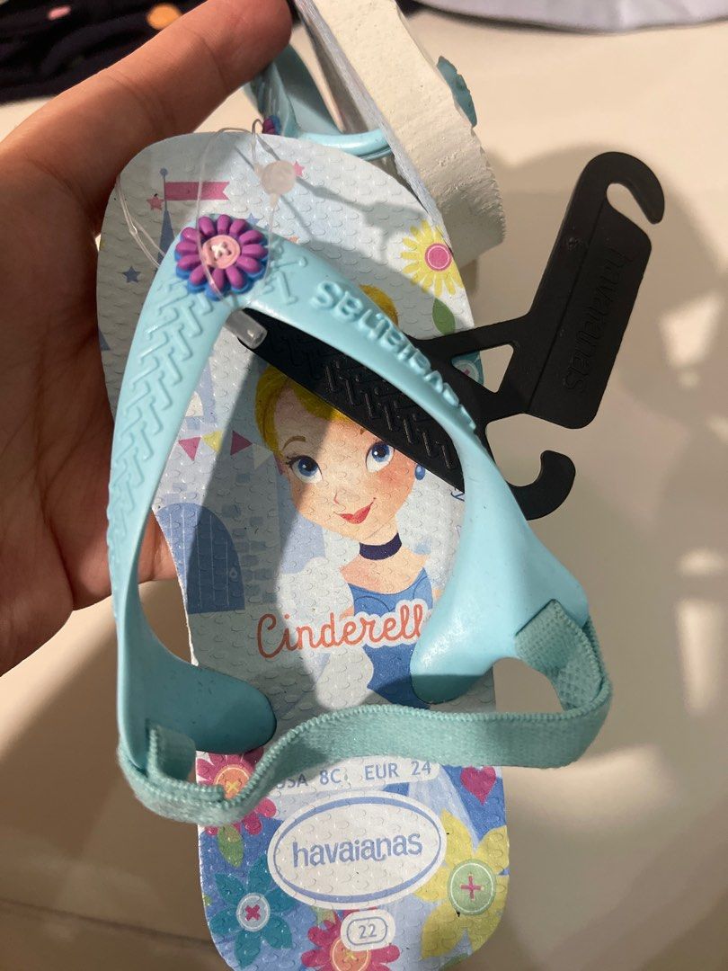 Cinderella havaianas store