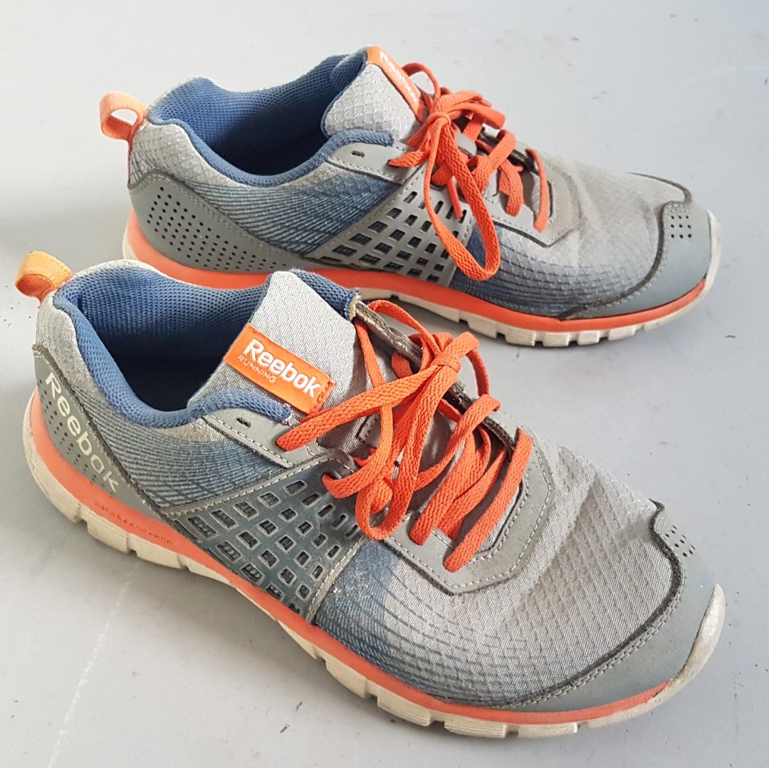Exclusive REEBOK Dual Compound Running Shoes US 6 UK 5.5 EUR 38 Reebok Designer Sneakers Original Gym Workout Yuppie Lifestyle Cult Street Fashion Pop Culture Sporting Gear Women s Fashion Footwear Sn...