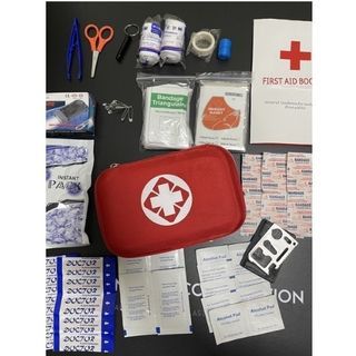 First Aid Kit Emergecy Kit 44pcs, with FlashLight outdoor Camping Emergency kit