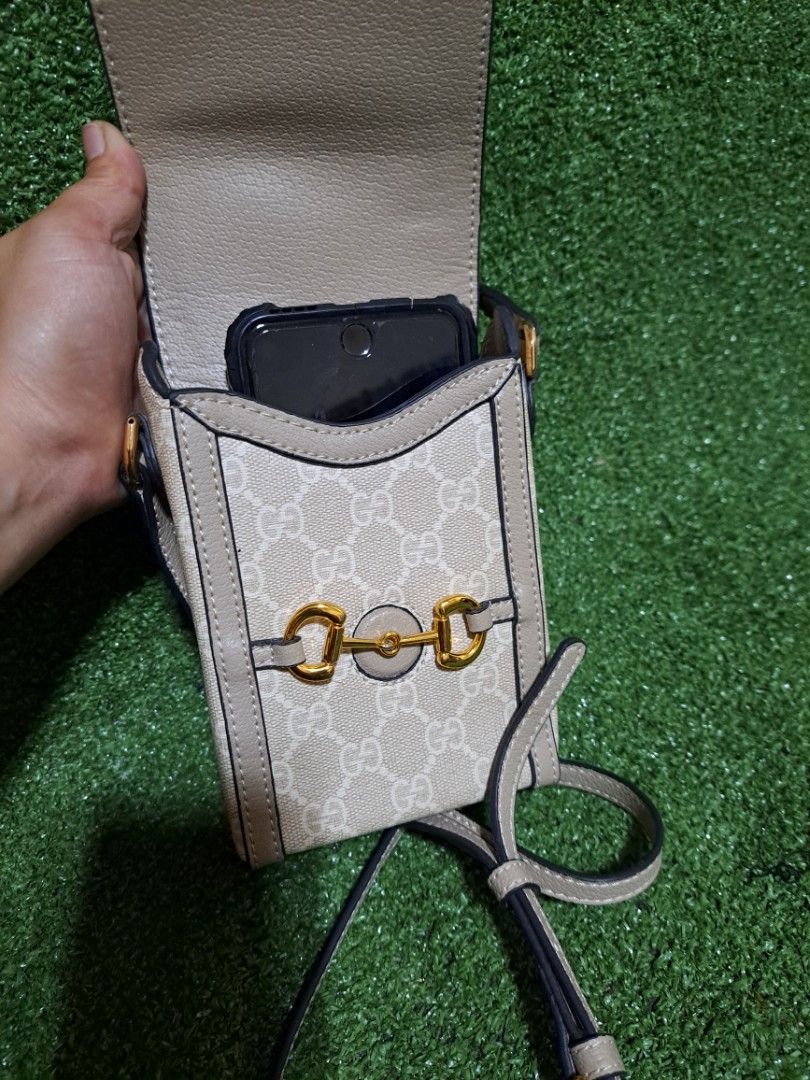 Gucci horsebit 1955 (Category: Luxury Bags & Wallets) located in Batangas. Submitted by venus232nd (Listing ID 1297017225, Image 3). Description: no issue.