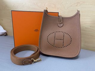 （分類：）位於 。 由 poshtwo 提交（商品編號 1296980900，圖片 1）。簡介： 。