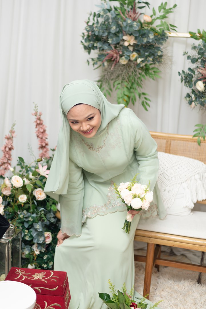 Hijabista Hub Fahara Dress Rent for Raya/ Engagement/ Convo, Women's Fashion, Dresses & Sets, Traditional & Ethnic wear on Carousell Hijabista Hub Fahara Dress Rent for Raya/ Engagement/ Convo, Women's Fashion, Dresses & Sets, Traditional & Ethnic wear on Carousell