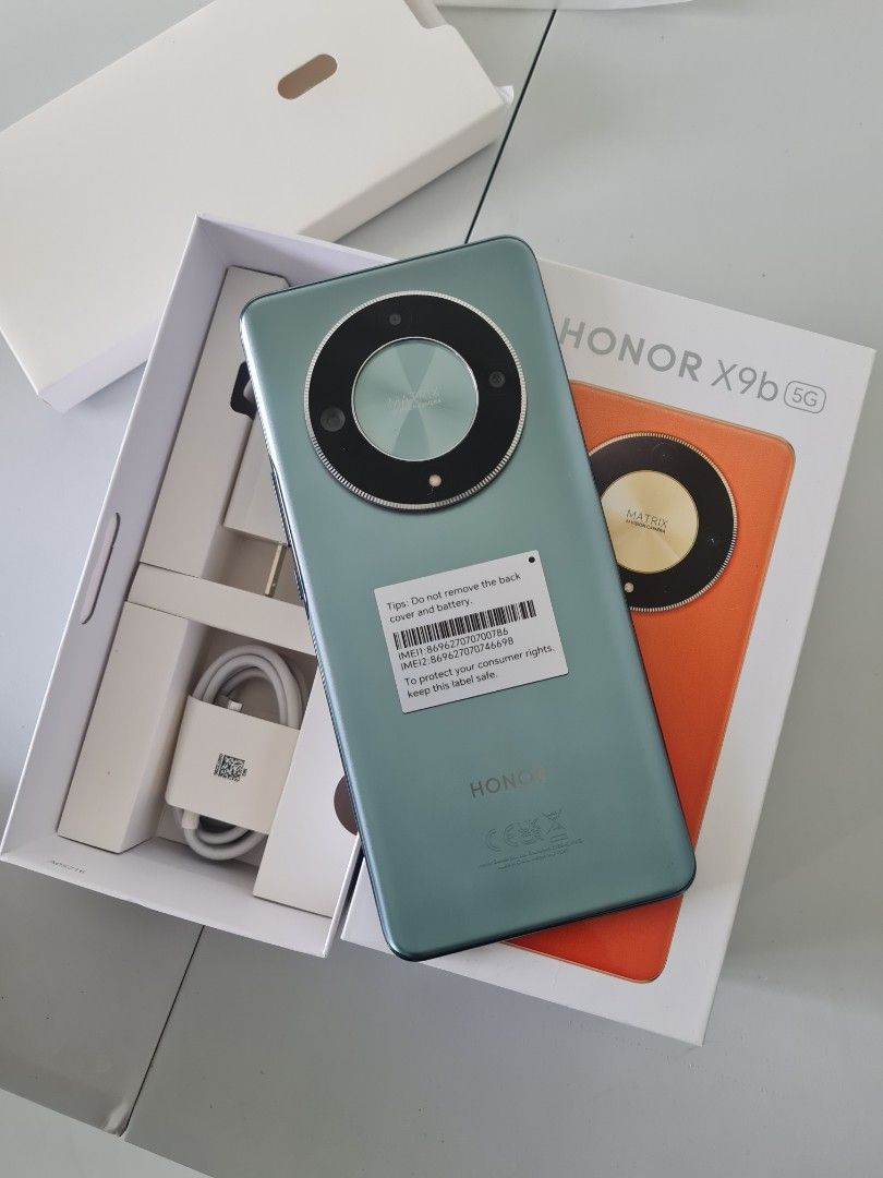 Honor x9b 12 256 (Category: Android Others) located in Manila. Submitted by skychoochoo (Listing ID 1296928514, Image 1). Description: honor x9b 2 weeks old 12500.