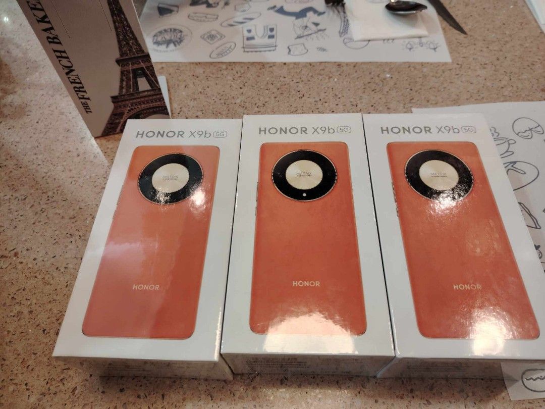 Honor x9b brandnew sealed (Category: Android Others) located in Manila. Submitted by skychoochoo (Listing ID 1296928647, Image 1). Description: brandnew sealed below srp 13500.