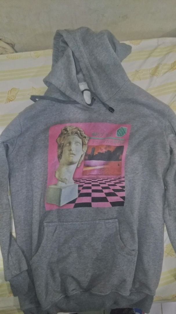 Macintosh plus hoodie deals