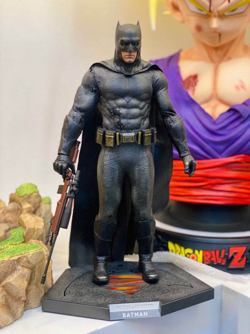 Hot toys Batman Batfleck w/ tech cowl & sniper rifle, Hobbies & Toys ...