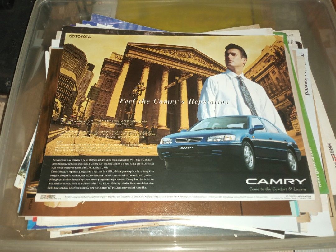 Iklan cetak jadul Mobil Toyota Camry, Antik, Pajangan di Carousell