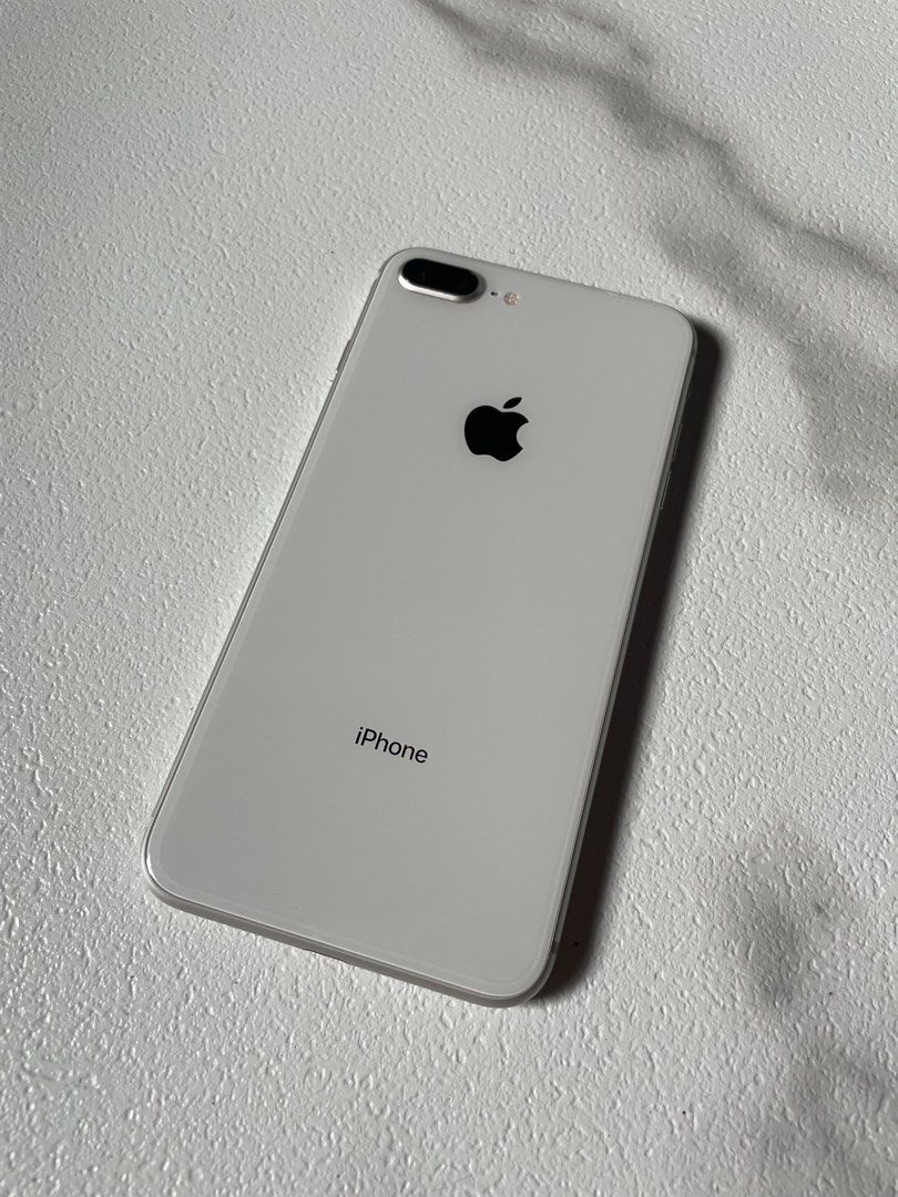 Iphone 8 Plus 64gb Silver (Category: iPhone 8 Series) located in San Juan City. Submitted by tanexsulla42 (Listing ID 1297003086, Image 1). Description: We accept trade in Credit card / Home Credit Shipping Meet ups / Delivery Fb page: Ashley & Lyn.