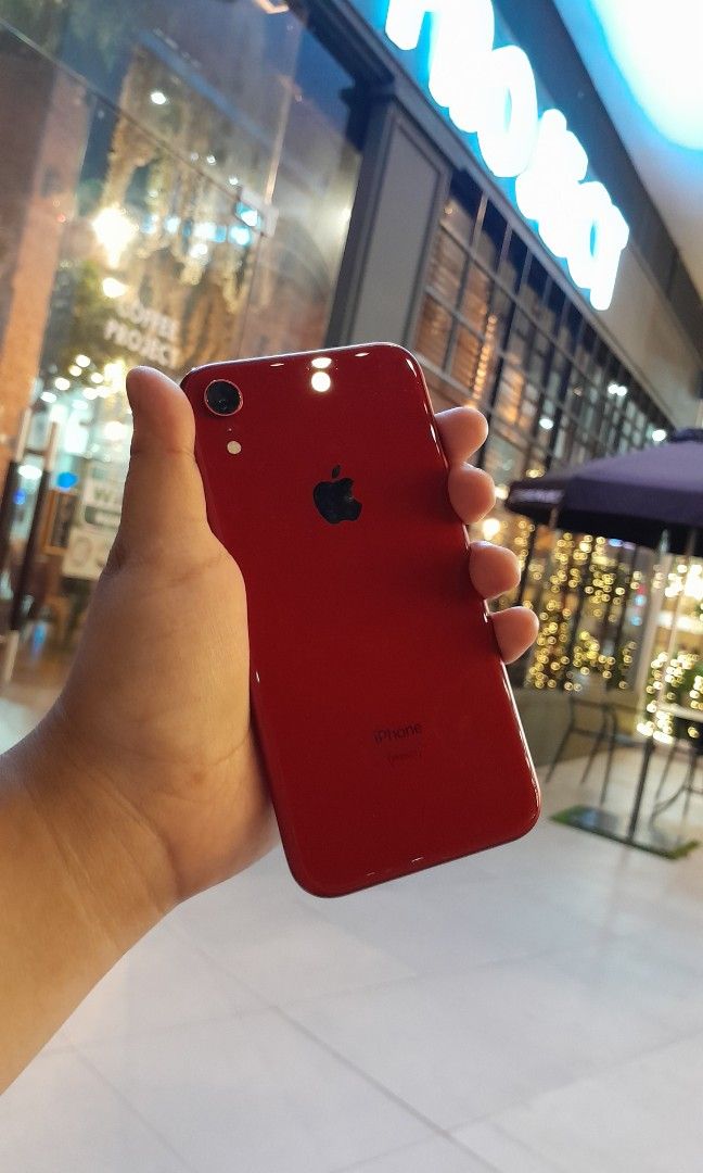 IPHONE XR 64GB FU (Category: iPhone X Series) located in Kawit. Submitted by techandplush (Listing ID 1297033233, Image 3). Description: 9500 ONLY ‼️‼️‼️NEGO SA SURE BUYER TAWAD LANG KAYO TINGNAN KO KUNG KAYA PWEDE DIN SWAP LOWER UNIT MAY ADD IOS OR ANDROID IPHONE XR 64GB RED <3 AS IS PIC NO ISSUE SYA OK LAHAT NG SIM AND CAMERA OK NA OK MAKINIS PA DIN NAMAN SYA KASO 69% NALANG BATTHEALTH PERO GOODS PA NASA SA INYO IF PAPAPALITAN NIYO BATT PARA MA