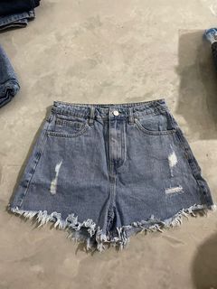 (Category: ) located in . Submitted by pintypointy (Listing ID 1297039071, Image 1). Description: .