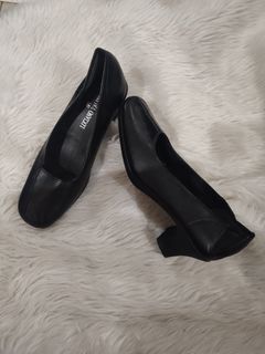 Luciano Valentino black heels shoes