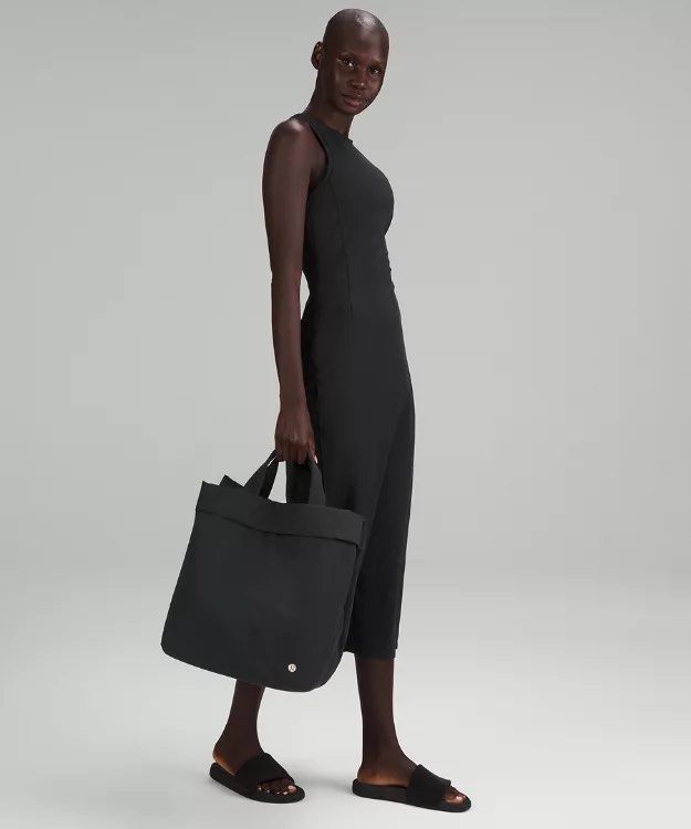 Lululemon On My Level Bag 2.0 (Black, 19L), Women's Fashion, Bags