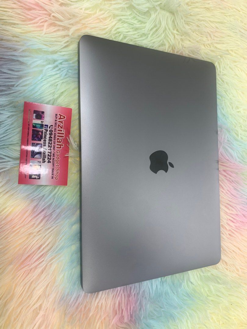 Macbook Air M1 13inch (8/512gb) (Category: Laptops & Notebooks) located in Manila. Submitted by arzillah (Listing ID 1296926885, Image 1). Description: Macbook Air M1 8/512gb 13inch 193 cycle count Slightly use With original charger Super kinis Check all u want 100% good as new All working Open for COD/COP + SF Manila area (sameday delivery) Province area (via LBC) required DP to avoid cancellations Physical store: Greenhills Shopping Center, 2nd