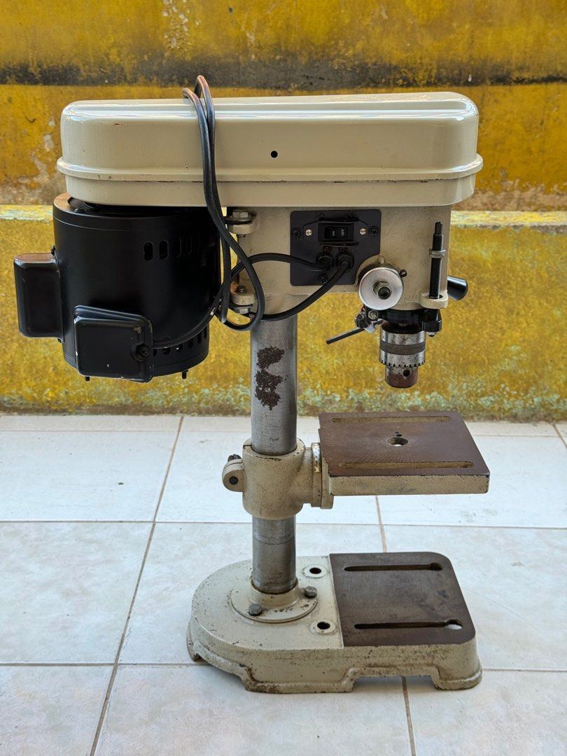 Makita TB131 Bench Drill Press Commercial Industrial Construction Makita TB131 Bench Drill Press Commercial Industrial Construction