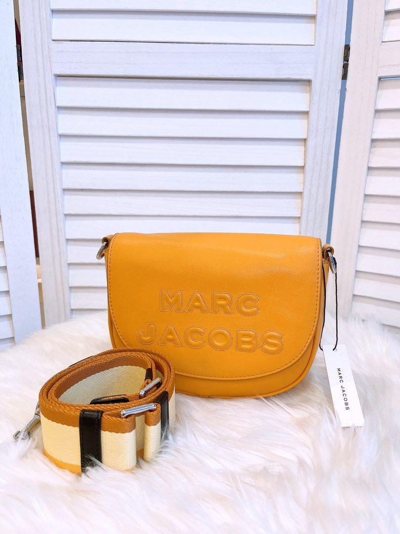Marc Jacobs Flash Saddle Bag, Luxury, Bags & Wallets on Carousell