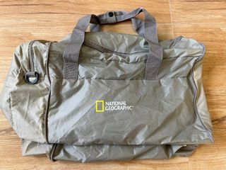 National Geographic foldable travel bag