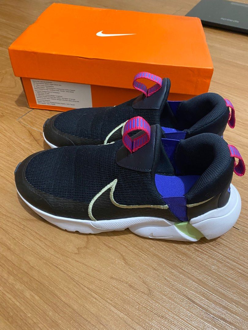 Nike Flex Plus Running Shoes, Fesyen Wanita, Sepatu di Carousell