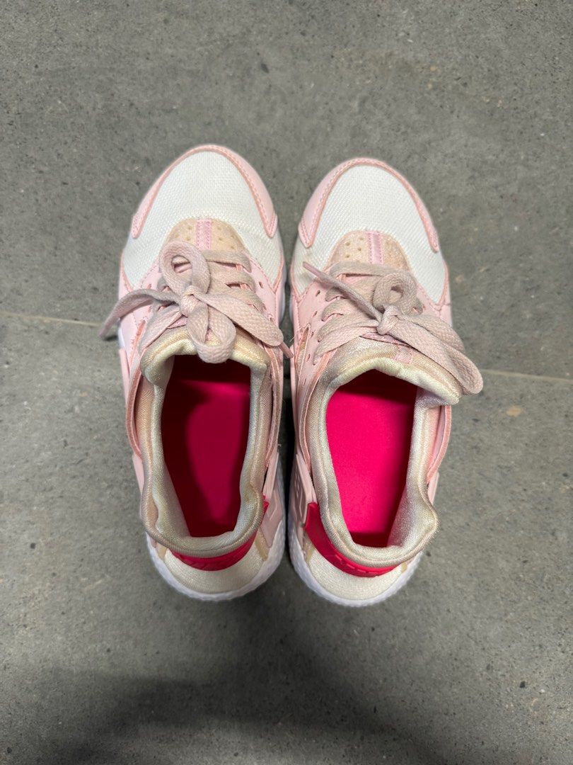 Nike Huarache Run Shoes for Girls Babies Kids Babies Kids Fashion on Carousell