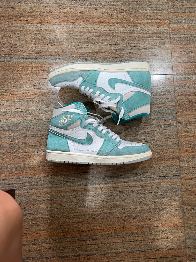 turbo green jordan 1 on feet