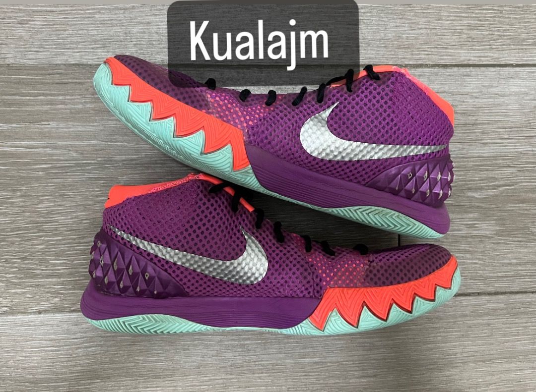 Easter kyrie 5 online