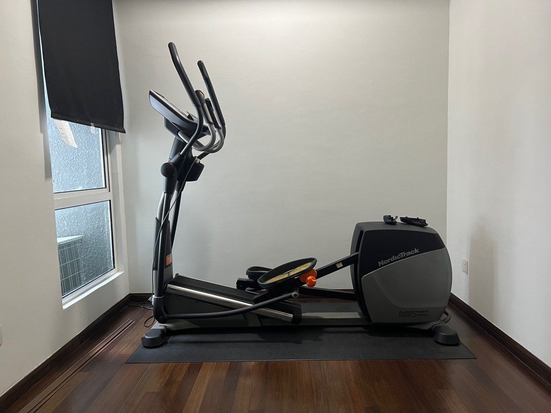 NordicTrack AudioStrider 990 Pro Elliptical