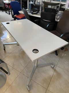 Office table - foldable