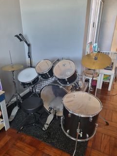 Pacific Drum Set  PDP Center Stage Iridescent  Black Sparkle Drum Set