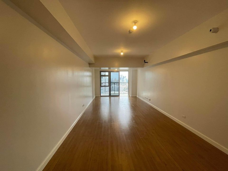 Park Triangle Residences (Category: Apartments & Condos) located in Caloocan City. Submitted by wisepenguin.75c677 (Listing ID 1297064094, Image 2). Description: pls call asap for immediate viewing schedule pls call asap for immediate viewing schedule +63 917244.9089 +63 908.4563786 Park Triangle Residences High floor, nice view of Laguna Bay & Antipolo mountain 2 bedrooms 82 sqm brand new with 1 parking Selling price: Php 27000000 UP Professiona