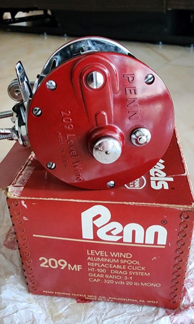 Penn 209MF Vintage Level Wind Fishing Reel Red with Original Box