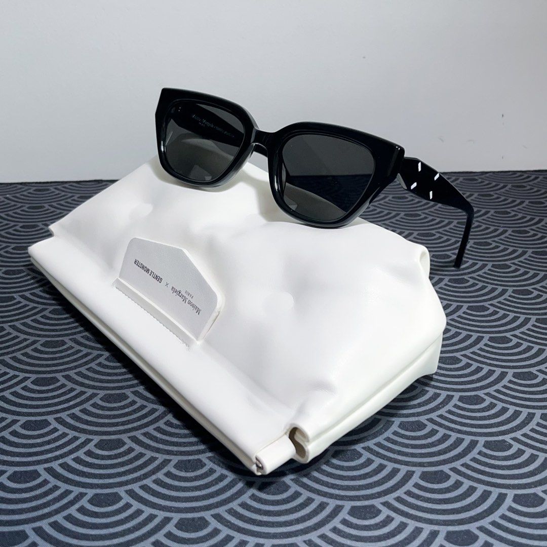 (Ready Stock) MM109 01 | Gentle Monster X Maison Margiela Sunglasses  (Unisex) | Black Acetate Square Frame | Black Lenses | 54-22-145