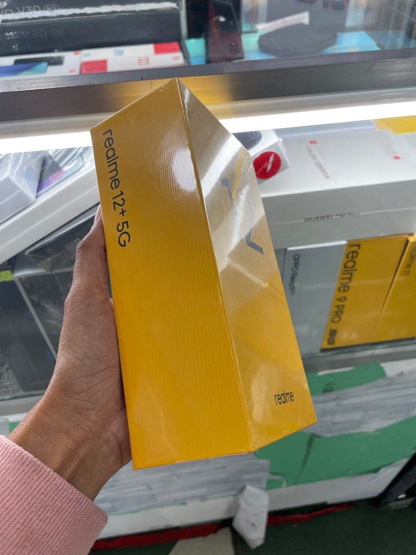 Realme 12 Plus 5g 256gb 12g ram (Category: Realme) located in San Juan City. Submitted by tanexsulla42 (Listing ID 1296987709, Image 3). Description: We accept trade in Credit card / Home Credit Shipping Meet ups / Delivery Fb page: Ashley & Lyn.