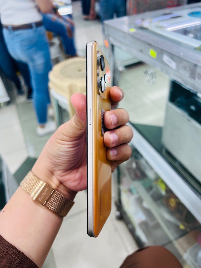 Realme 9 128gb Dualsim NTC (Category: Realme) located in San Juan City. Submitted by javedsgadgetshop (Listing ID 1297065140, Image 3). Description: OPEN FOR INSTALLMENT VIA CREDIT CARD/GGIVES & SWAP/TRADE-IN! WE BUY AND SELL ( ANYKINDS OF UNIT BINIBILI PO NAMIN)! PTPA : Padelete po f bawal Read ❗️Onhand ‼️ Realme 9 •128gb •NTC Variant •Good batt health •Factory Unlock •95% Smoothness •No hidden issue | No Repaired •100% Authentic | Not Refurbish