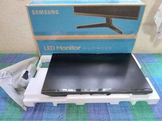 Samsung LED monitor 24"