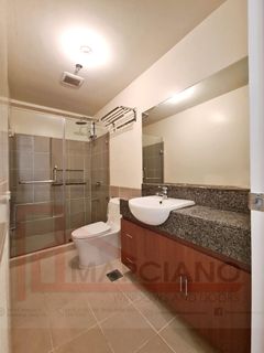 (Category: ) located in . Submitted by marciano.windoors (Listing ID 1296934776, Image 1). Description: .