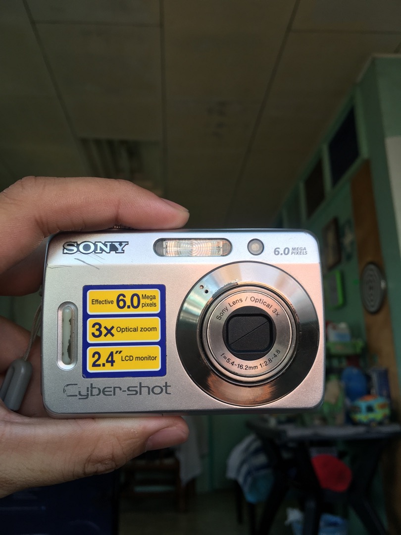 Sony cybershot DscS500, Photography, Cameras on Carousell