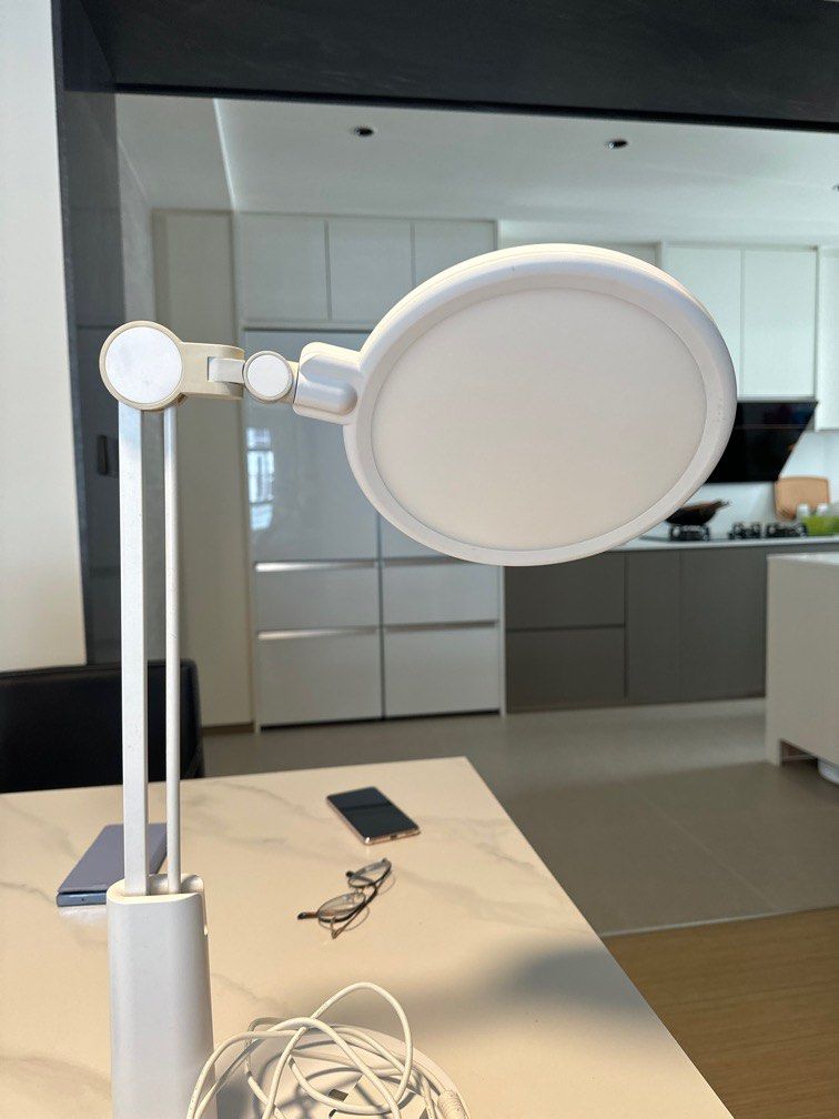 Study lamp (Category: Lighting) located in Singapore. Submitted by d111111 (Listing ID 1296963665, Image 3). Description: EYESPRO brand professional study lamp, fully protect the kid’s eyes..