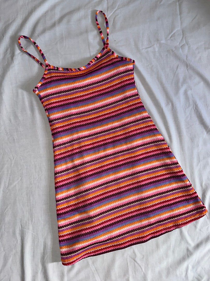 Summer Sleeves Dress (Light Used) (Category: Dresses) located in Taguig. Submitted by liammscloset (Listing ID 1296967080, Image 1). Description: Summer Sleeves Dress (Light Used) Size: Small to Medium MOP: Gcash or Cash Can do meet up around Taguig City Cute pang summer I swear.