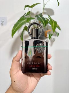 (Category: ) located in . Submitted by bloomthisfragrances (Listing ID 1296932489, Image 1). Description: .