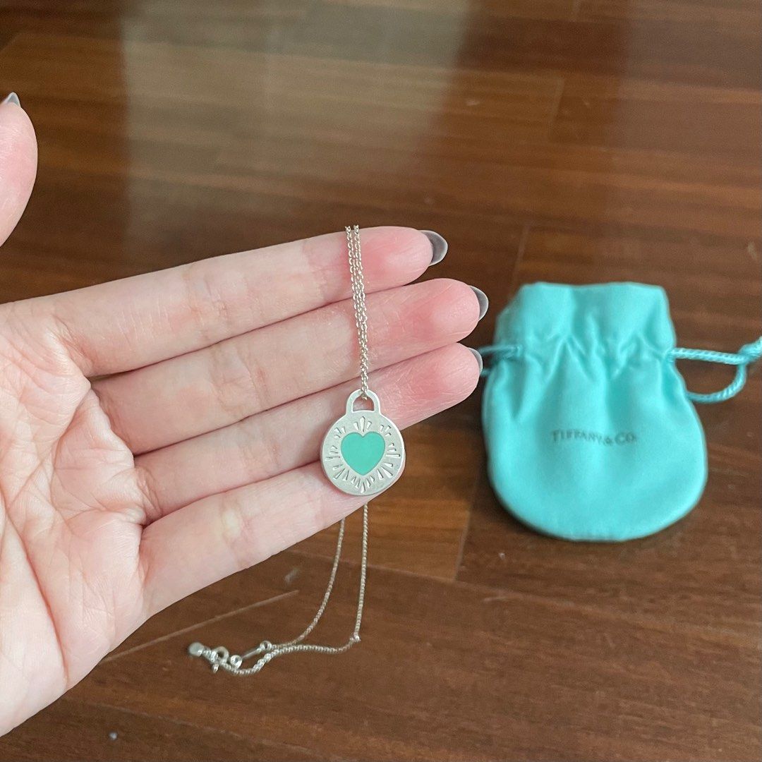 Tiffany and co please return necklace top