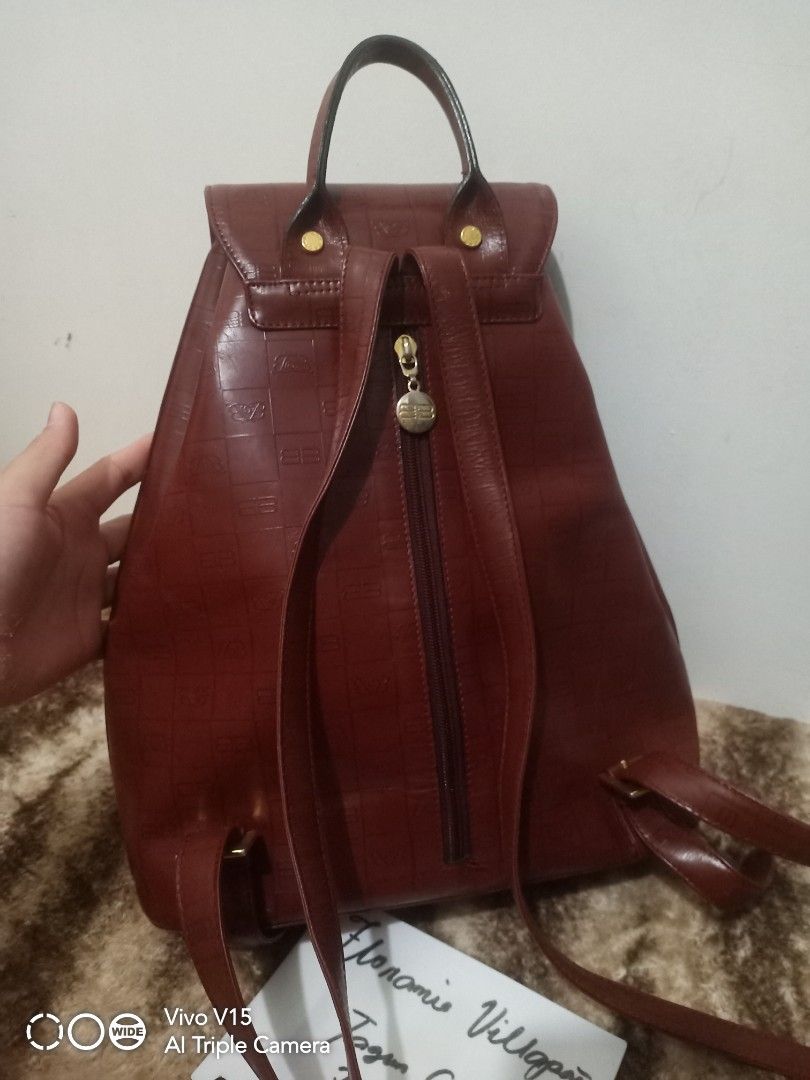 Vintage Balenciaga (Category: Luxury Bags & Wallets) located in Tagum. Submitted by luxbagelyas (Listing ID 1297021355, Image 2). Description: med size no flaws gold hardware no flaws sign of use only super tibay.